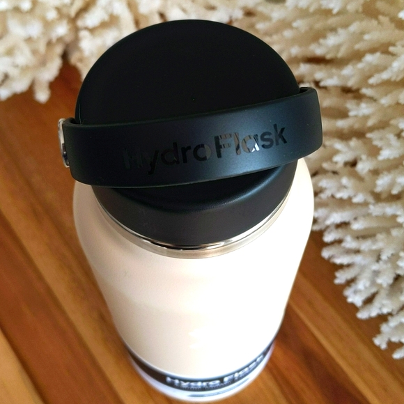 Hydro flask 🔥NWT🔥32 oz wide mouth reg cap. NEVER USED. Authentic!!!!! - Picture 8 of 12